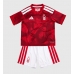 Nottingham Forest Kotipaita Lapsille 2026-27 Lyhythihainen (+ shortsit)
